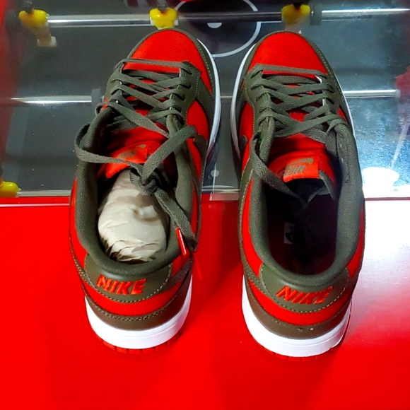 Nike Dunk (lows) - Picture 4 of 5
